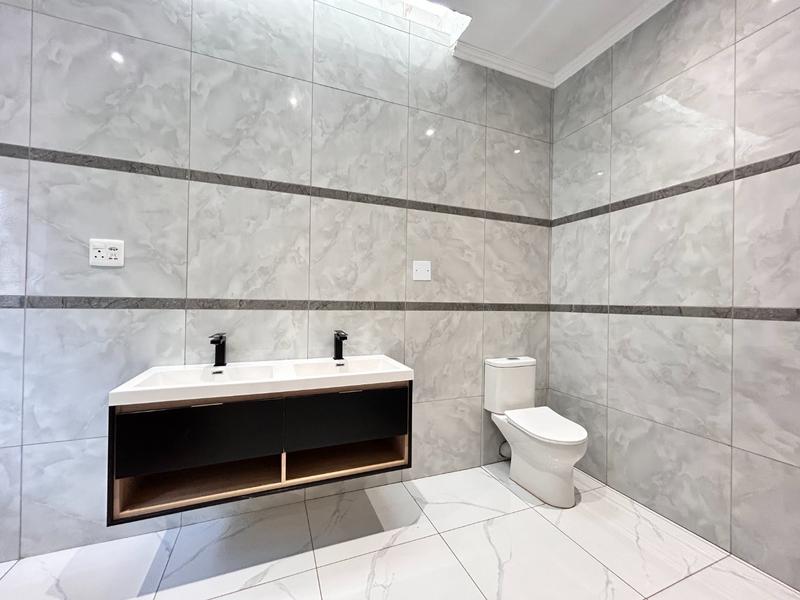 5 Bedroom Property for Sale in Seasons Lifestyle Estate North West